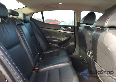 2016 Nissan Maxima 3.5S z USA, uszkodzony, nr VIN 1N4AA6AP1GC442963